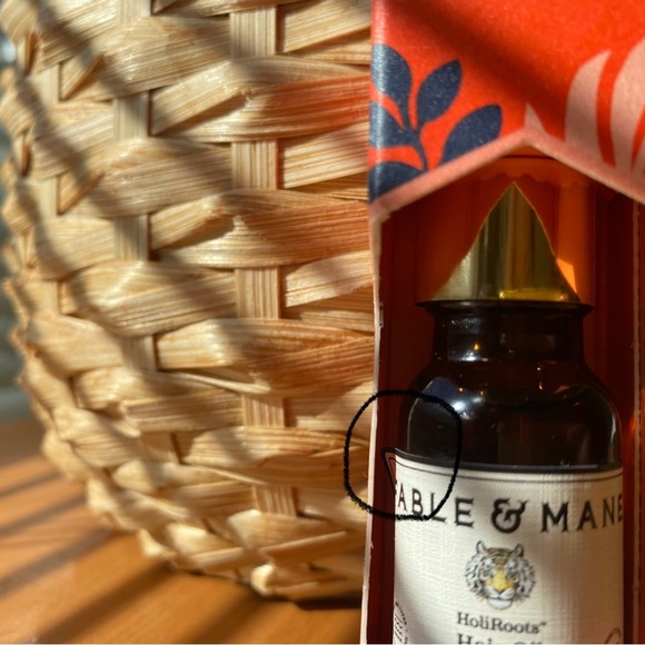 Fable And Mane The Ritual Holiroots Hair Oil - Picture 5 of 6